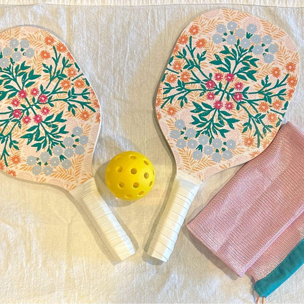Ellen Merchant for Anthropologie Floral Pickleball Set with Yellow Ball